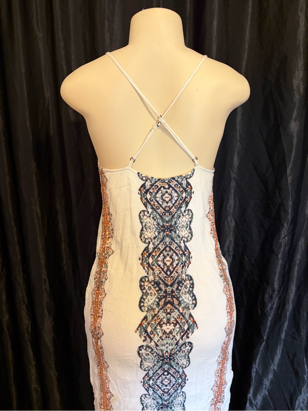 O'Neill White Lace-Up Midi Dress with Blue and Rust Embroidery - Picture 2 of 4